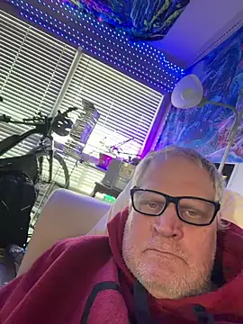 Snapshot of Mimmoromeo1973 chatting on February 2026 10:28:02 PM Mimmoromeo1973 online show from February 2026 10:28:02 PM