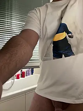 Snapshot of radoka chatting on November 2025 10:08:02 PM radoka online show from November 2025 10:08:02 PM