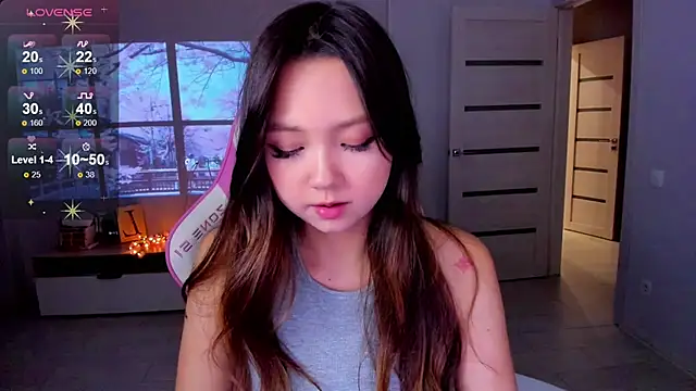 Fluffy Rose online show from December 2025 02:49:02 PM