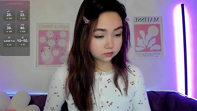 Snapshot of Fluffy_Rose chatting on January 2025 01:30:01 AM Fluffy Rose online show from January 2025 01:30:01 AM