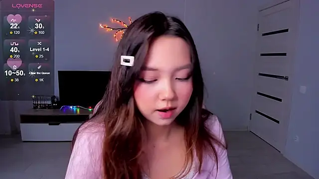 Snapshot of Fluffy_Rose chatting on September 2025 08:21:01 AM Fluffy Rose online show from September 2025 08:21:01 AM