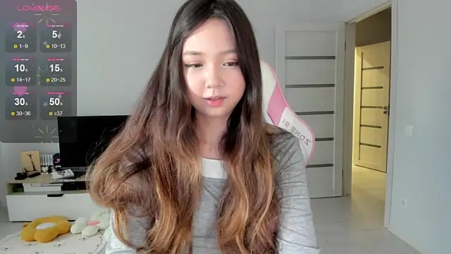 Fluffy Rose online show from June 2026 12:52:01 AM