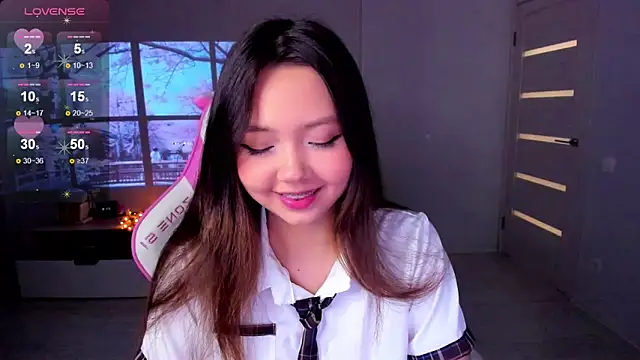 Fluffy Rose online show from November 2025 12:11:02 AM