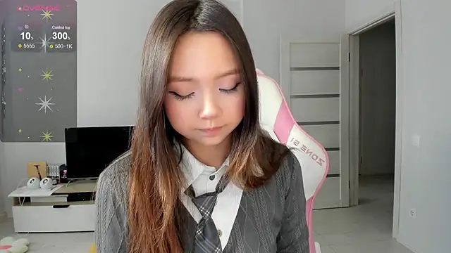 Fluffy Rose online show from March 2026 04:52:02 AM