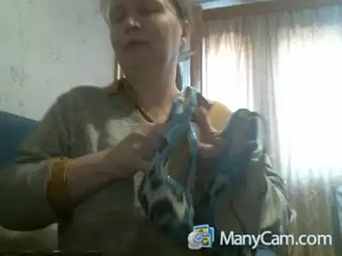 Snapshot of Isolda25 chatting on January 2025 11:43:01 AM Isolda25 online show from January 2025 11:43:01 AM