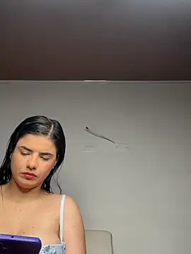 Tamaraa wet online show from January 2026 04:52:01 AM