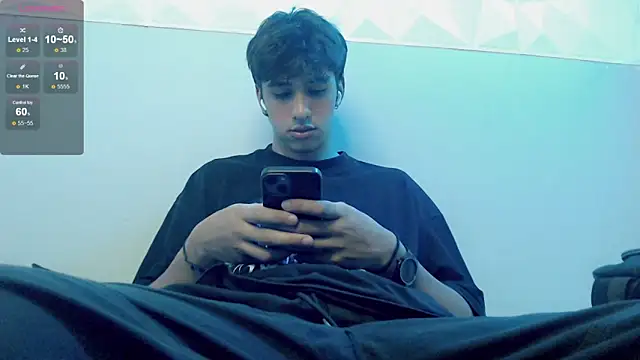 Snapshot of Jake_tripp chatting on October 2025 10:55:02 PM Jake tripp online show from October 2025 10:55:02 PM