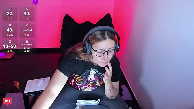 bonnie moon  online show from February 2026 07:57:01 PM