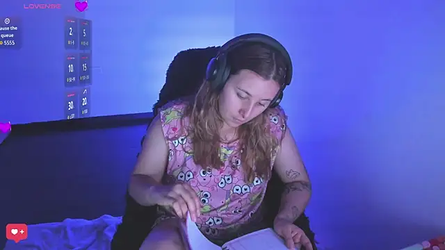 bonnie moon  online show from March 2026 08:54:02 PM