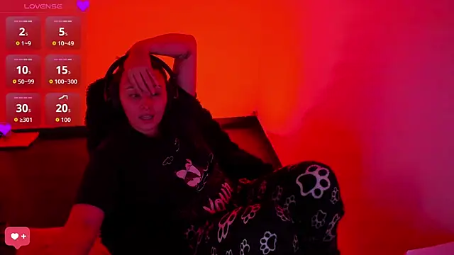 bonnie moon  online show from March 2026 08:21:01 PM