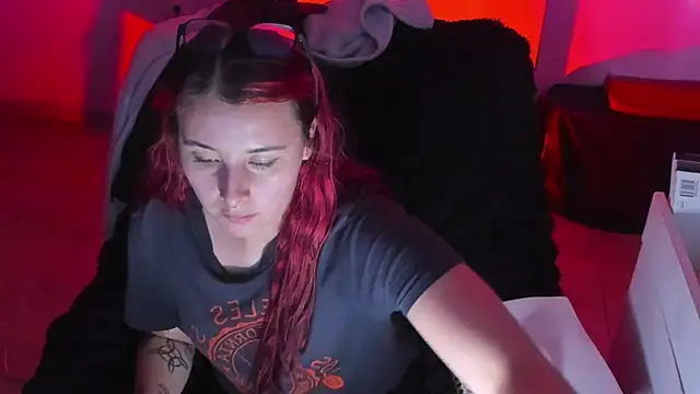 bonnie moon  online show from October 2025 10:20:01 PM