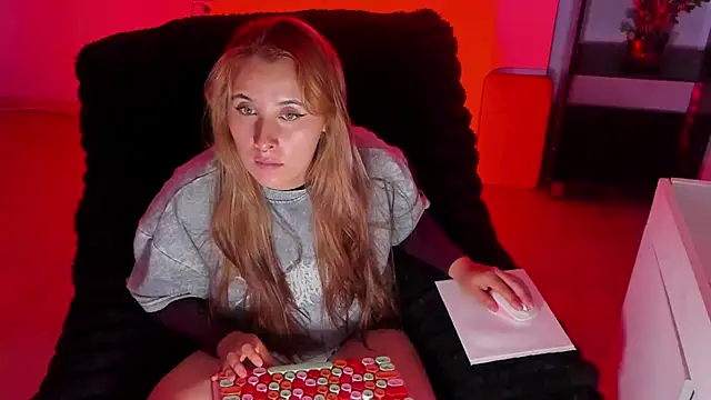 bonnie moon  online show from November 2025 08:31:02 PM