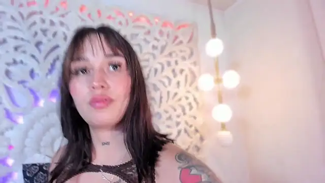 Kayla stern  online show from December 2025 08:04:02 PM