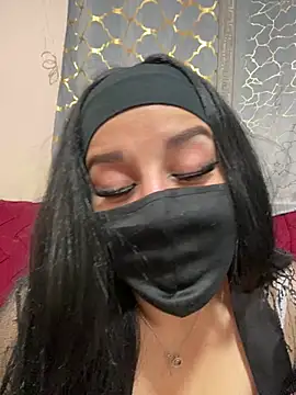 Snapshot of mari_layali chatting on February 2026 12:34:02 AM mari layali online show from February 2026 12:34:02 AM