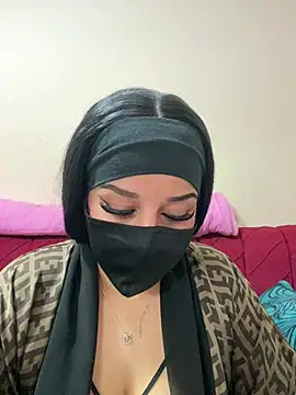 mari layali online show from April 2026 09:52:01 PM