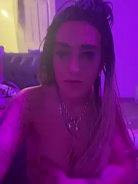 Haleytightlips1986 online show from March 2026 03:23:01 AM