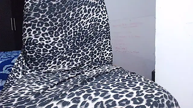 jhon tomson1 online show from November 2025 10:24:02 PM