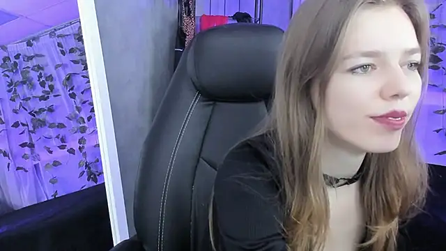 Snapshot of Tina_Tayllor chatting on October 2025 06:28:01 AM Tina Tayllor online show from October 2025 06:28:01 AM