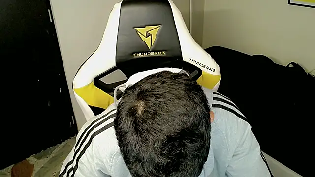 Snapshot of bby_santi chatting on October 2025 05:24:01 PM bby santi online show from October 2025 05:24:01 PM