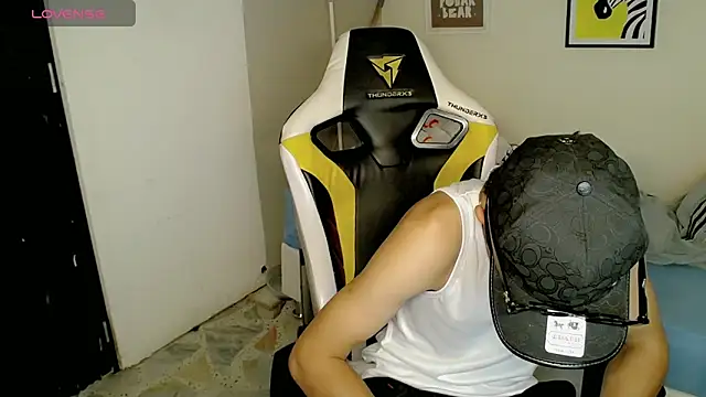 bby santi online show from November 2025 06:57:01 PM