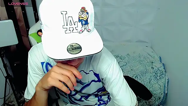 Snapshot of bby_santi chatting on December 2024 12:50:01 PM bby santi online show from December 2024 12:50:01 PM