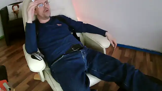 Minm666 online show from March 2025 04:56:02 PM