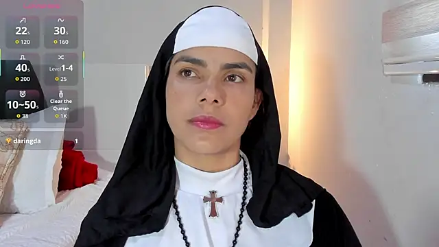 ClaraMariaMon online show from November 2025 05:57:01 PM