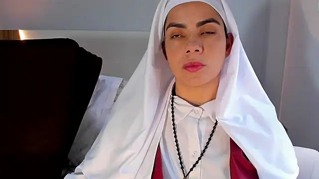ClaraMariaMon online show from July 2026 03:45:02 PM