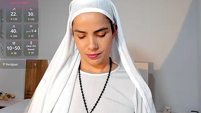 ClaraMariaMon online show from March 2026 06:09:01 PM