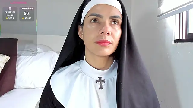 ClaraMariaMon online show from February 2026 04:07:02 PM