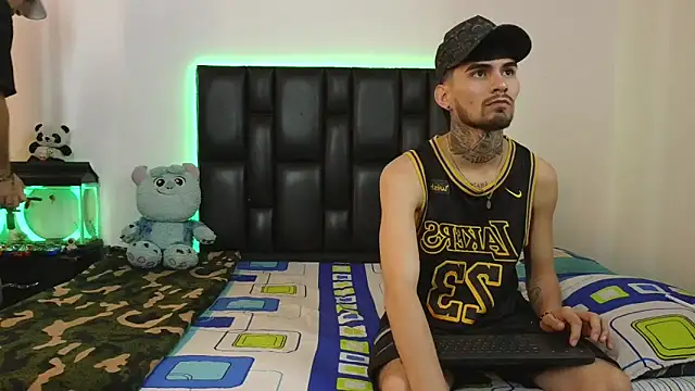 Brutal Sex Fucking online show from March 2026 09:05:02 PM