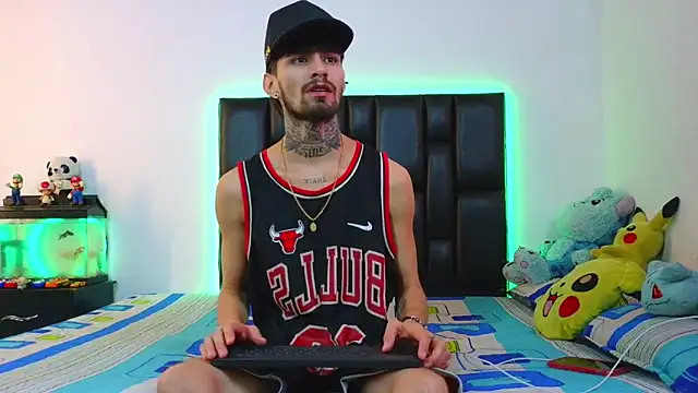 Snapshot of Brutal_Sex_Fucking chatting on May 2026 08:47:02 PM Brutal Sex Fucking online show from May 2026 08:47:02 PM