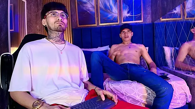 Snapshot of Brutal_Sex_Fucking chatting on January 2026 08:29:01 PM Brutal Sex Fucking online show from January 2026 08:29:01 PM