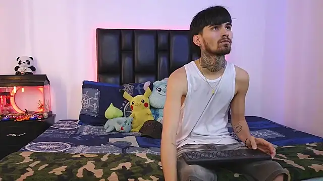 Snapshot of Brutal_Sex_Fucking chatting on February 2026 09:14:01 PM Brutal Sex Fucking online show from February 2026 09:14:01 PM