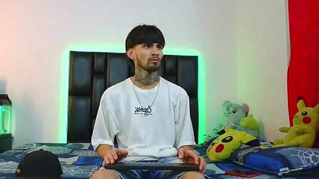 Brutal Sex Fucking online show from June 2026 01:55:02 AM
