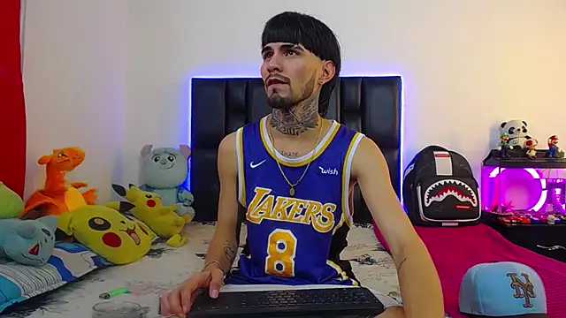 Brutal Sex Fucking online show from June 2026 10:05:01 PM