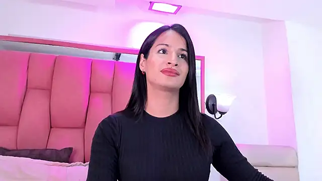 jennifer ts online show from February 2025 09:35:02 PM