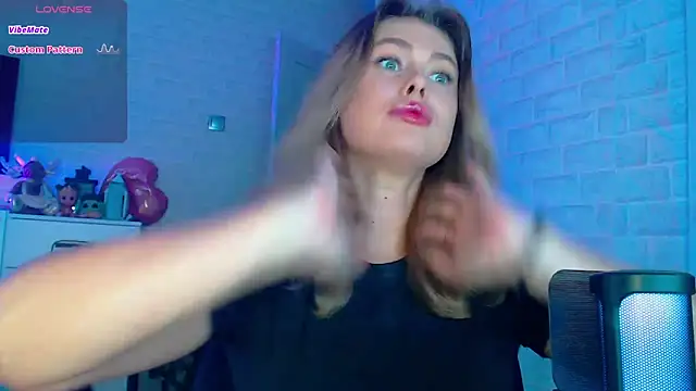 SuchCute online show from February 2025 01:52:02 AM