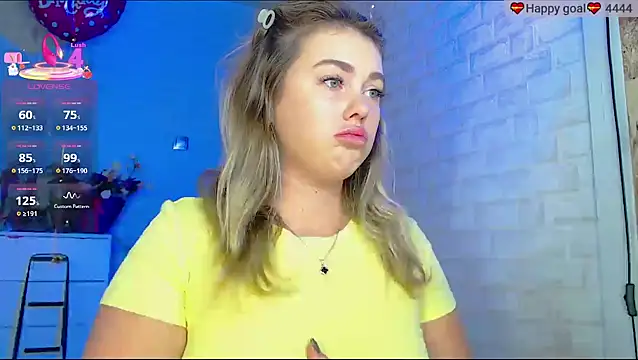 SuchCute online show from September 2025 02:18:02 AM