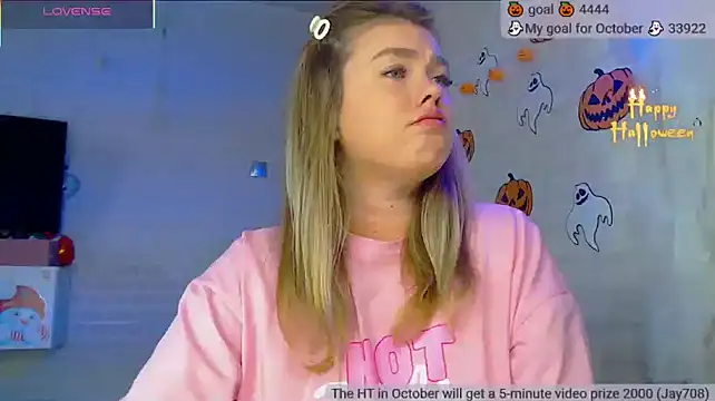 SuchCute online show from October 2025 02:33:02 AM