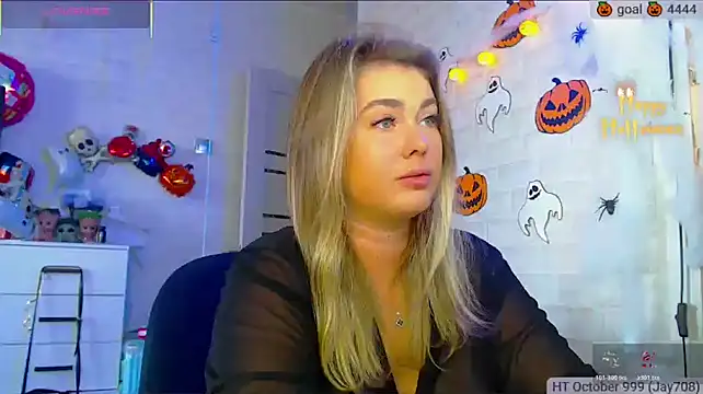 SuchCute online show from October 2025 04:04:02 AM