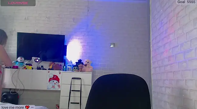 SuchCute online show from March 2025 02:04:01 AM