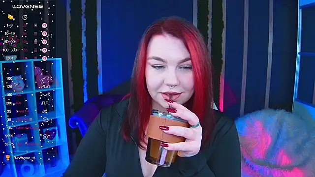 Lilumytrend online show from November 2025 12:05:01 PM