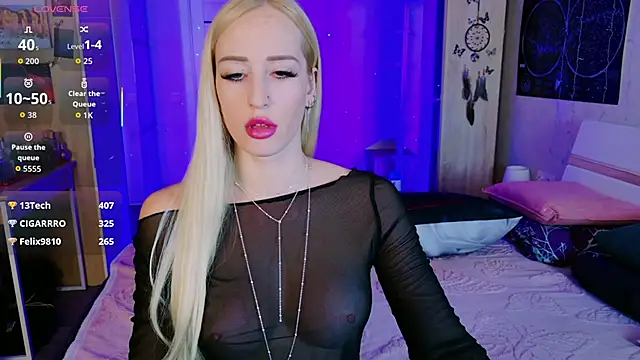 Evva Ross online show from December 2025 07:02:01 PM