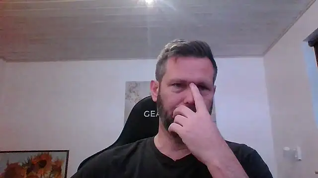 Gotta1 online show from December 2025 02:16:02 PM