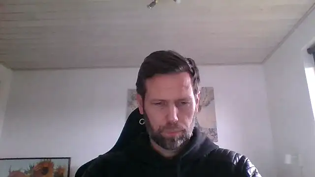 Snapshot of Gotta1 chatting on February 2025 01:53:02 PM Gotta1 online show from February 2025 01:53:02 PM