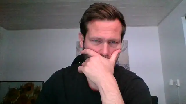 Snapshot of Gotta1 chatting on February 2025 04:58:02 PM Gotta1 online show from February 2025 04:58:02 PM