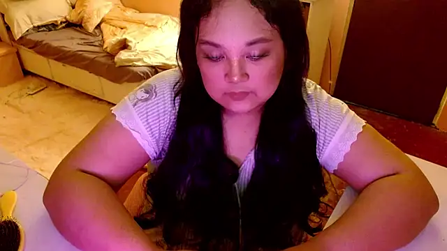 GiannaLopezSmith online show from September 2025 10:00:01 AM