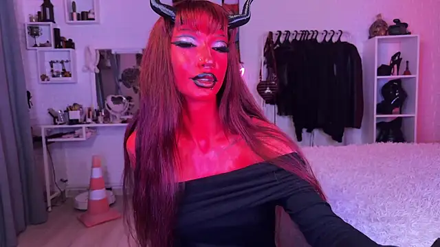 Marcellean online show from October 2025 01:59:01 AM