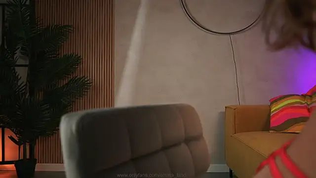 emma land online show from December 2025 09:19:02 AM